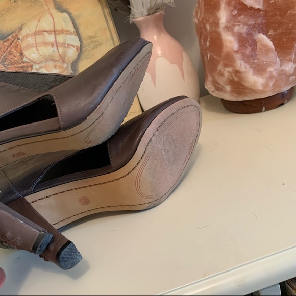 Elliott Lucas brown leather Allesandra woven open toe shoes - Picture 6 of 7